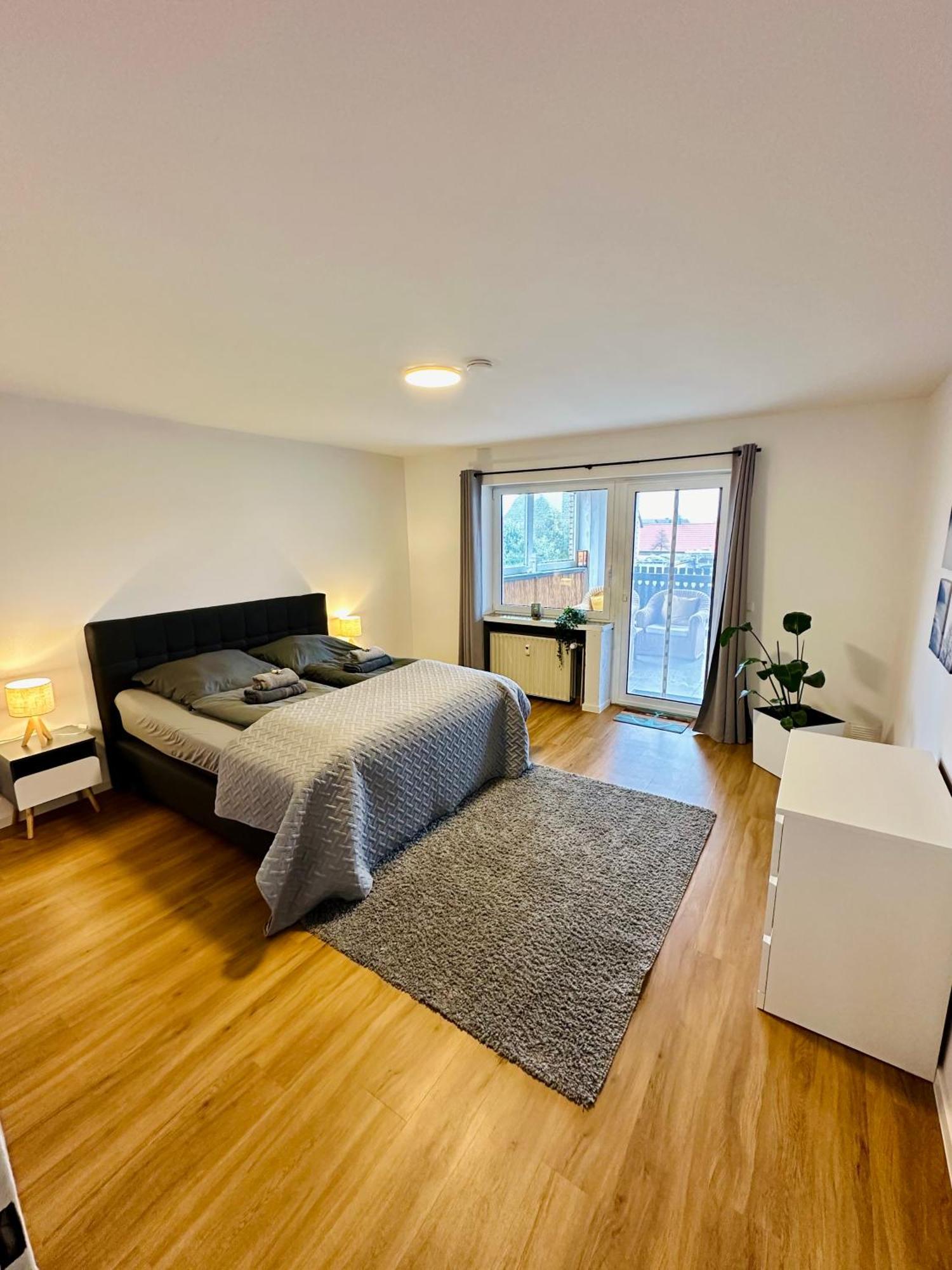 Traumhafte 115 Qm Ferienwohnung Am Steinhuder Meer, Ruhig, Komfortabel, Loggia, Parkplatz, Wifi 文斯托夫 外观 照片